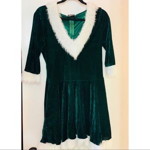 Green Santa/Mrs. Claus dress